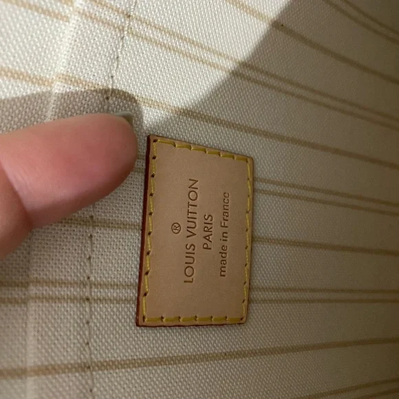 Auth NEW Louis Vuitton Azur neverfull wristlet GM beige interior - Picture 5 of 8